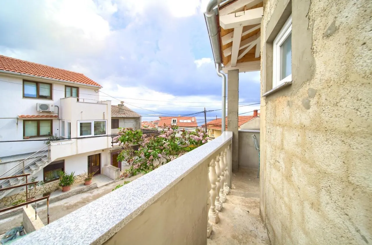 Retro Apartment Vrbnik  0*, Vrbnik (Primorje-Gorski Kotar) Croazia
