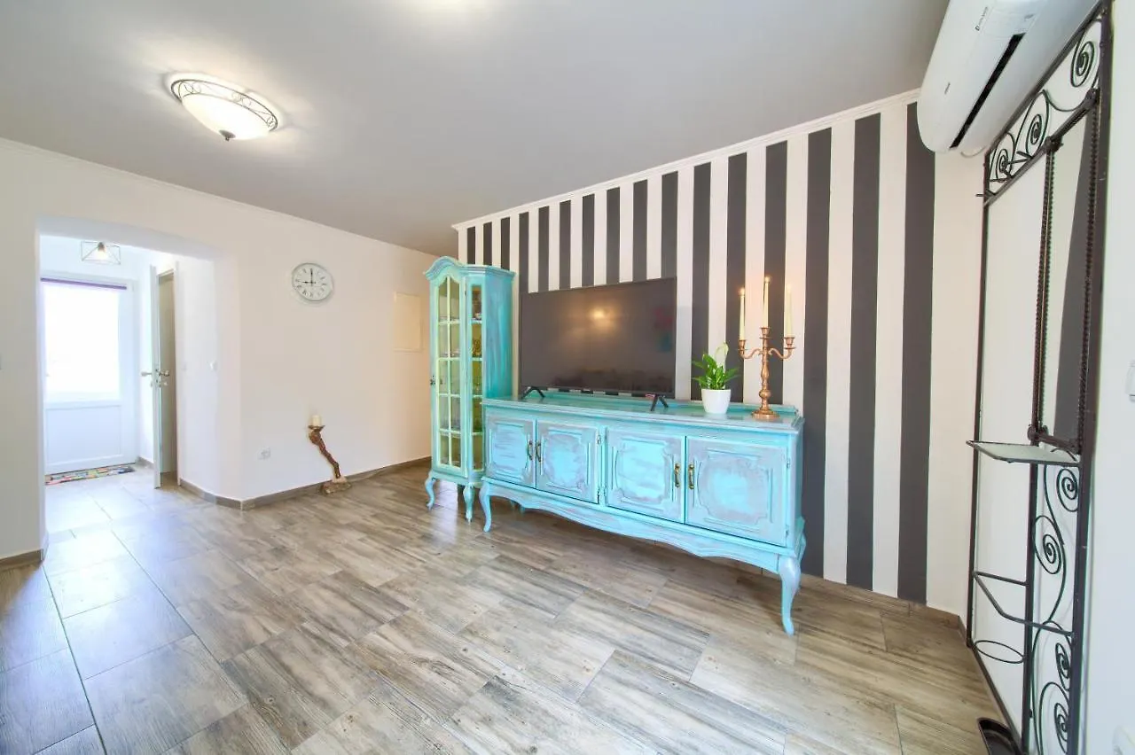 Retro Apartment فربنيك